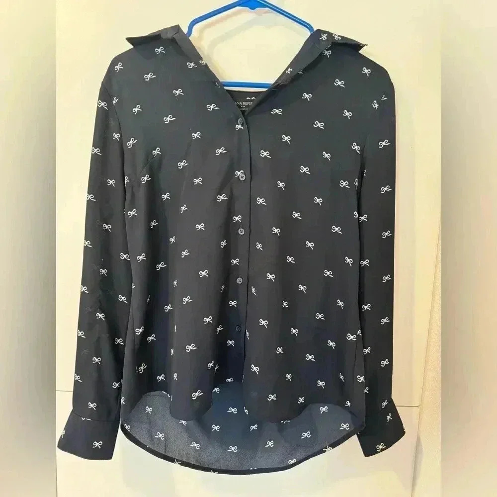 Banana Republic Navy Bow Button Up Blouse